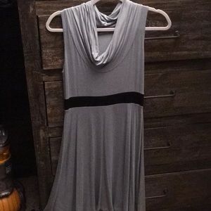 Soprano medium dress, figure flattering